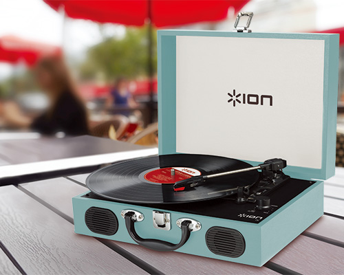 【本物保証人気】【新品】ION ポータブルレコードプレーヤー Vinyl Transport その他